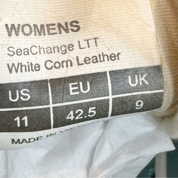 SeaVees Women’s SeaChange LTT in White Corn Leather Sz 11 Blokecore Momcore - Picture 13 of 16